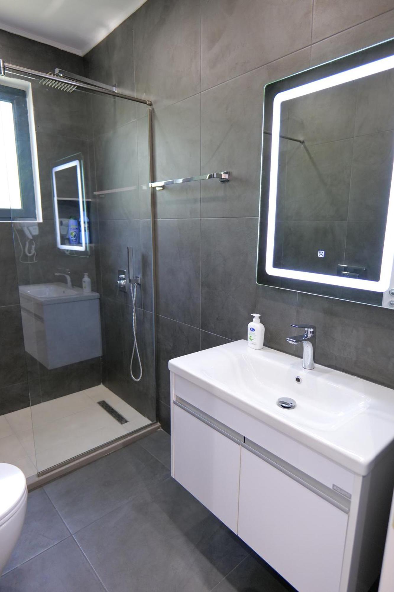 Hotel Celaj Vlore Ngoại thất bức ảnh
