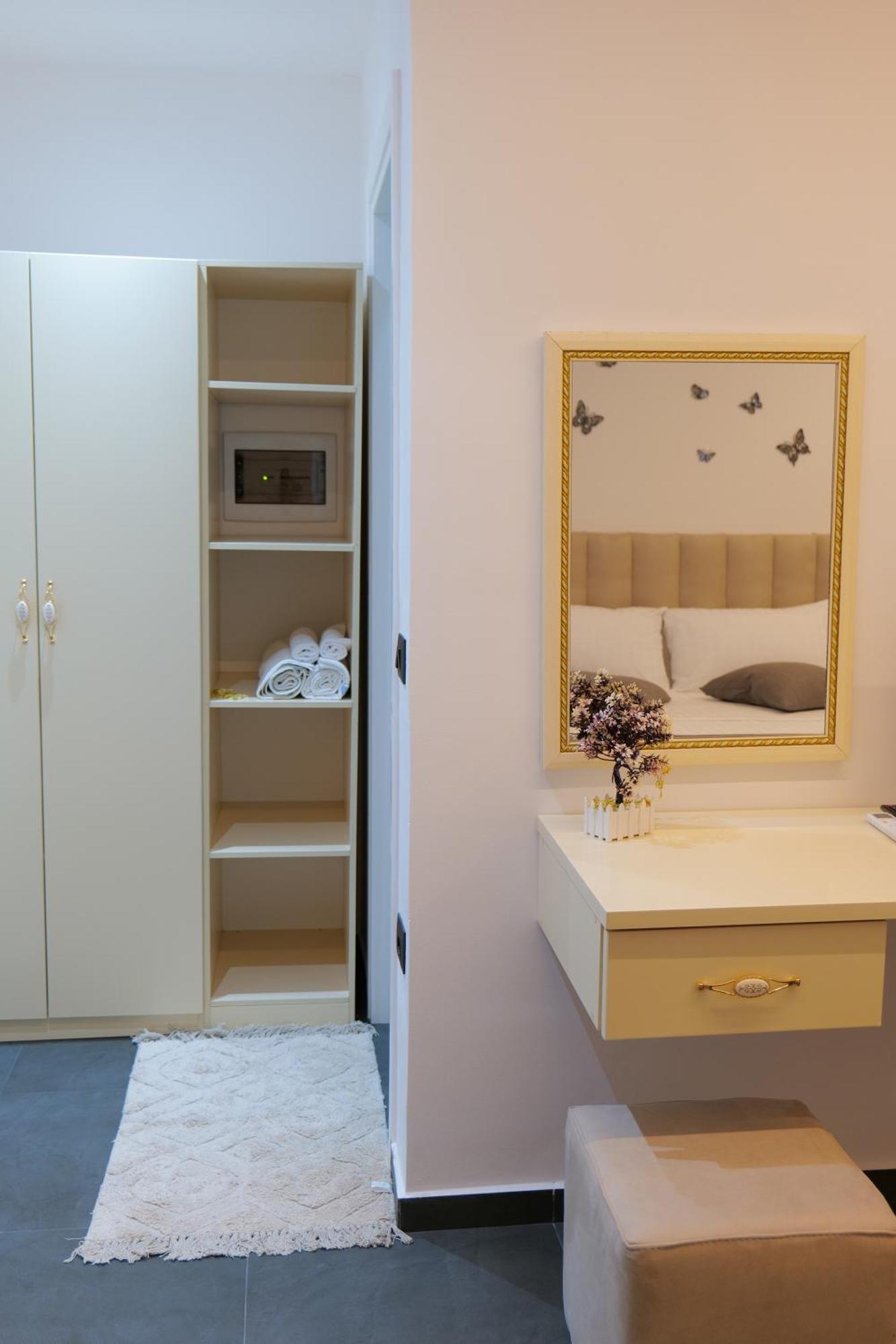 Hotel Celaj Vlore Ngoại thất bức ảnh