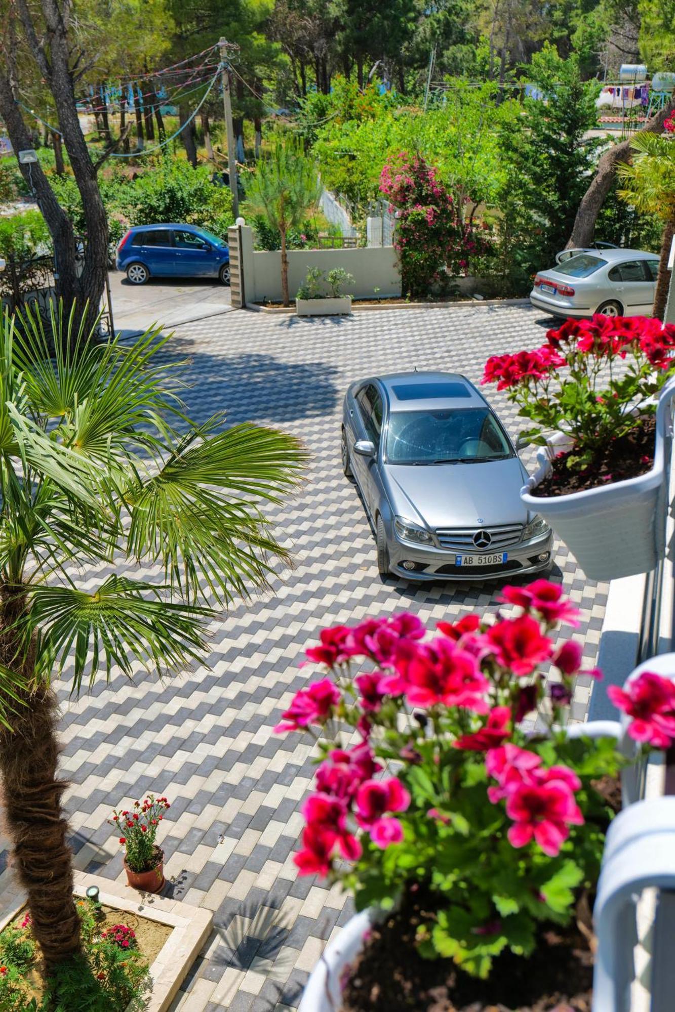 Hotel Celaj Vlore Ngoại thất bức ảnh